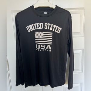 USA flag print Black Crewneck Long Sleeve shirt Medium